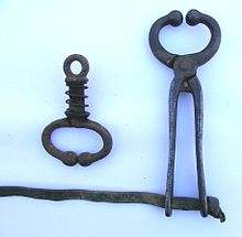 Soporte Profesional para Toros Veterinarios con Liberación Rápida, Aluminio, Certificado CE ISO13485, Marca UAMED LTD - Product Image 3