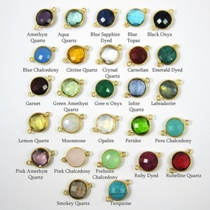 8x8mm bleu feu Labradorite boucles d'oreilles fines forme de coussin plaqué or pierre précieuse symbole chrétien pour les mariages prix de gros - Product Image 3