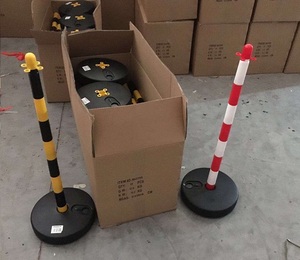 Barriera di Avvertimento Riflettente in Plastica con Base Riempibile con Acqua o Sabbia - Product Image 3