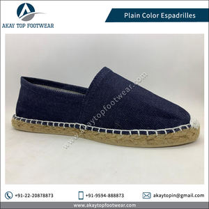 Espadrilles extra confortables au design traditionnel Chaussures plates à enfiler pour le printemps avec doublure fine en popeline Couleur unie pour l'été - Product Image 4
