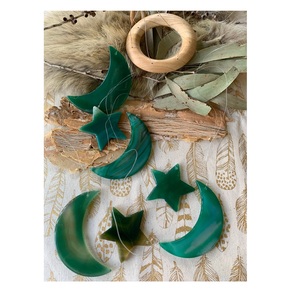 Carillon à vent de Noël de haute qualité en agate verte, tranches d'agate géode, demi-lune, étoile, tranches d'agate colorées, décoration d'intérieur - Product Image 2