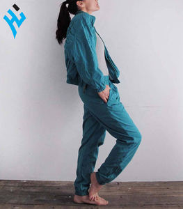 Offre Spéciale Design personnalisé broderie Logo femmes survêtements pantalon de survêtement diamant joggeurs et sweats à capuche strass survêtement - Product Image 3