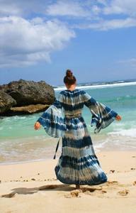 Élégant Tie Dye Maxi Wrap Bohème Long volant tenue d'été pour les femmes chics - Product Image 3