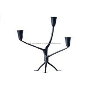 Chandelier de décoration de fête en métal de créateur Chandelier élégant Bougeoirs Lanternes Bocaux à bougies pour les occasions spéciales - Product Image 3