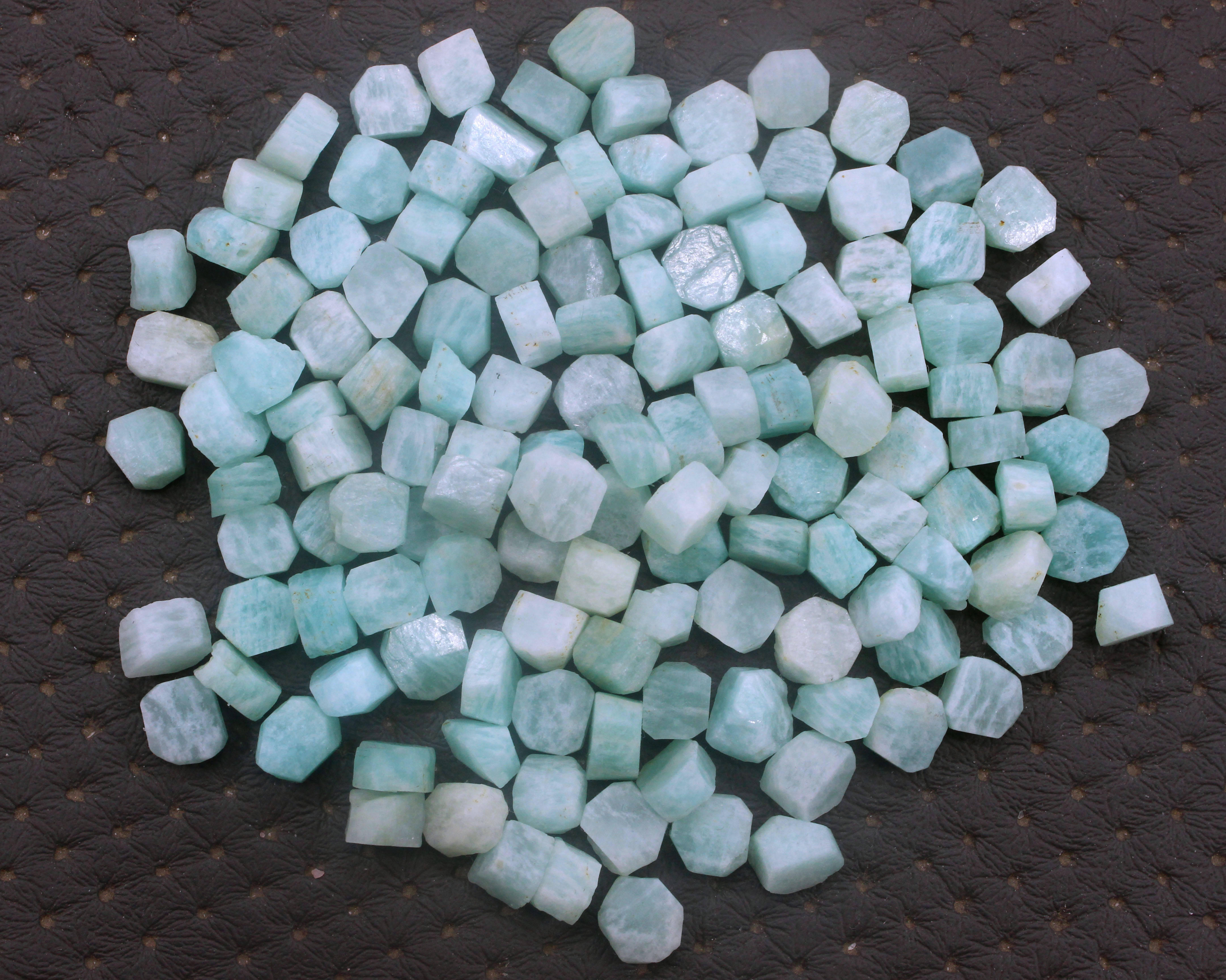 สีเขียว