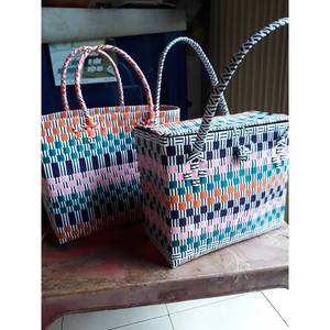 Sac fourre-tout de plage en Pp tissé à la main, sac à main en plastique pp tissé à la main avec poignées en PU, meilleure vente - Product Image 3