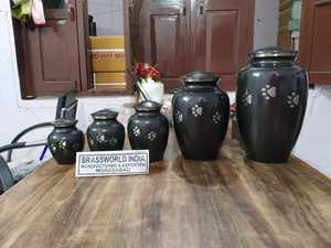 Suministros funerarios de urna de cremación, color negro brillante, con estampado de pata de Mascota - Product Image 4