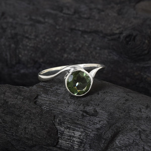 Anillo ondulado de diseñador de Plata de Ley 925 para mujer, elegante bisel de diamantes de piedras preciosas de moldavita, joyería fina para bodas - Product Image 2