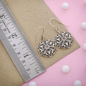 ต่างหูอัญมณีควอตซ์ลายกุหลาบโมเสกที่ดูสง่างาม925เงินสเตอร์ลิงดีไซน์คลาสสิก - Product Image 1