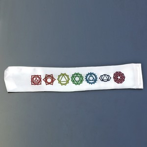 Baguettes de guérison Chakra long bijoux pochette en velours bijoux pierre emballage cadeau - Product Image 2