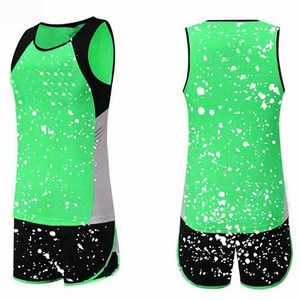 Conjunto de uniforme de baloncesto de color personalizado, 100% poliéster, nuevo diseño, ropa deportiva estampada, uniforme de baloncesto con estampado por sublimación - Product Image 1
