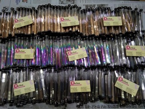 DORLON Nouvelle pince à cils noire en acier inoxydable à revêtement plasma certifié CE Pointes fines - Product Image 2