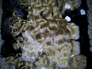 Extensions de cheveux humains vierges indiens bruts non transformés Blonde à donneur unique 613 Styles de variété, y compris Wave Afro Natural Wave Bob - Product Image 3