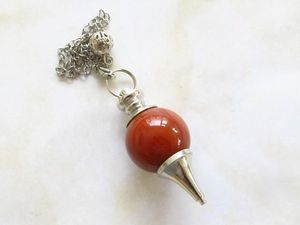 Pendule de boule de jaspe rouge naturel de haute qualité pendule de boule de pierres précieuses pour la méditation disponible en inde - Product Image 3
