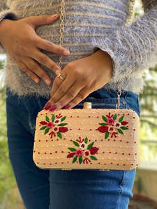 New Arrival <b>Women</b> Handcrafted Jutti With Matching Clutch Bridal Wedding Stylish Purse Indian Heavy Jutti and Clutch Combo <b>Sets</b> - Product Image 4