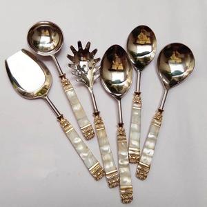 Cuillère en métal naturel avec incrustation de nacre pour les cadeaux d'affaires - Product Image 1