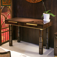Bureau d'écriture moderne Kallias en bois massif noyer et laiton, durable, facile à nettoyer, de forme rectangulaire, pour la maison, le bureau, la chambre à coucher, le salon