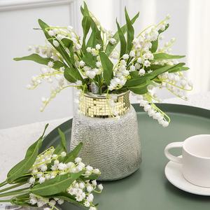 C0278 Commercio All'ingrosso artificiale di plastica bianco convallaria majalis da sposa in possesso di <span class=keywords><strong>campana</strong></span> carillon di vento fiore di orchidea per la decorazione di nozze - Product Image 2