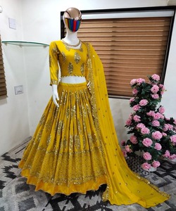Lehenga คอลเล็คชั่นล่าสุดชุดต้อนรับสำหรับผู้หญิงชุดแต่งกายขายส่ง - Product Image 2