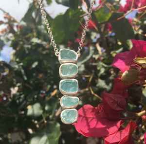 Aigue-marine fraîche 925 argent Sterling rugueux, bijoux de déclaration, pendentif en pierre précieuse naturelle - Product Image 1