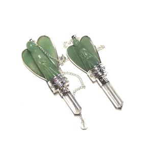 Pendules d'ange en aventurine verte faits à la main artisanat en pierre semi-précieuse pour la mascotte de Figurine Feng Shui Chakra - Product Image 1