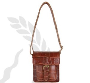 Venta al por mayor de lujo de cuero genuino Sling Crossbody Bag Unisex Nuevo diseño de lujo Venta caliente de negocios Messenger Bolsos Baratos - Product Image 4