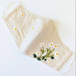 2025 nouveaux accessoires de visage en tissu de soie et de coton avec une belle broderie Resham Zardozi pour la fête et le mariage - Product Image 1