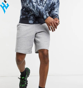 Pantalones cortos de cintura elástica para hombre, pantalón corto informal de estilo Hip Hop, diseño personalizado a rayas laterales, Color gris con bolsillo trasero - Product Image 1