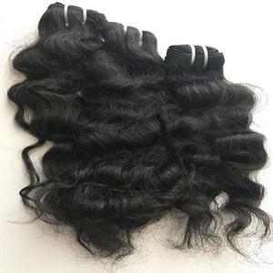 Extensiones de Cabello Indio Remy Virgen Crudo 100% Sin Procesar de Primera Calidad, Ondulado Natural, Cutícula Completamente Alineada, Tejido Doble a Máquina - Product Image 1