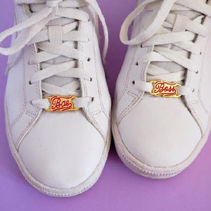 ปรับแต่งเสน่ห์เชือกผูกรองเท้าธงอเมริกัน - Product Image 4