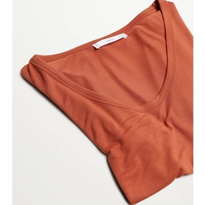 Camisetas al por mayor OEM de 180 g/m² 100% algodón con logo personalizado impreso para mujer - Product Image 5