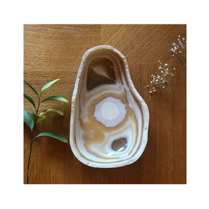 Bol en Onyx avec bord brut irrégulier Artisanat en pierre à bas prix en forte demande - Product Image 5