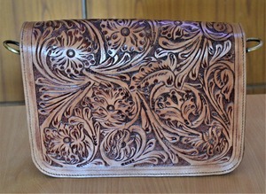 Carteras de cuero talladas a mano elegantes hechas a medida, monederos, bolsos para mujer, cuero Real, patrones intrincadamente tallados, forro de cuero genuino - Product Image 3