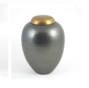Vente en gros Urne de crémation artisanale de haute qualité pour la décoration - Product Image 6