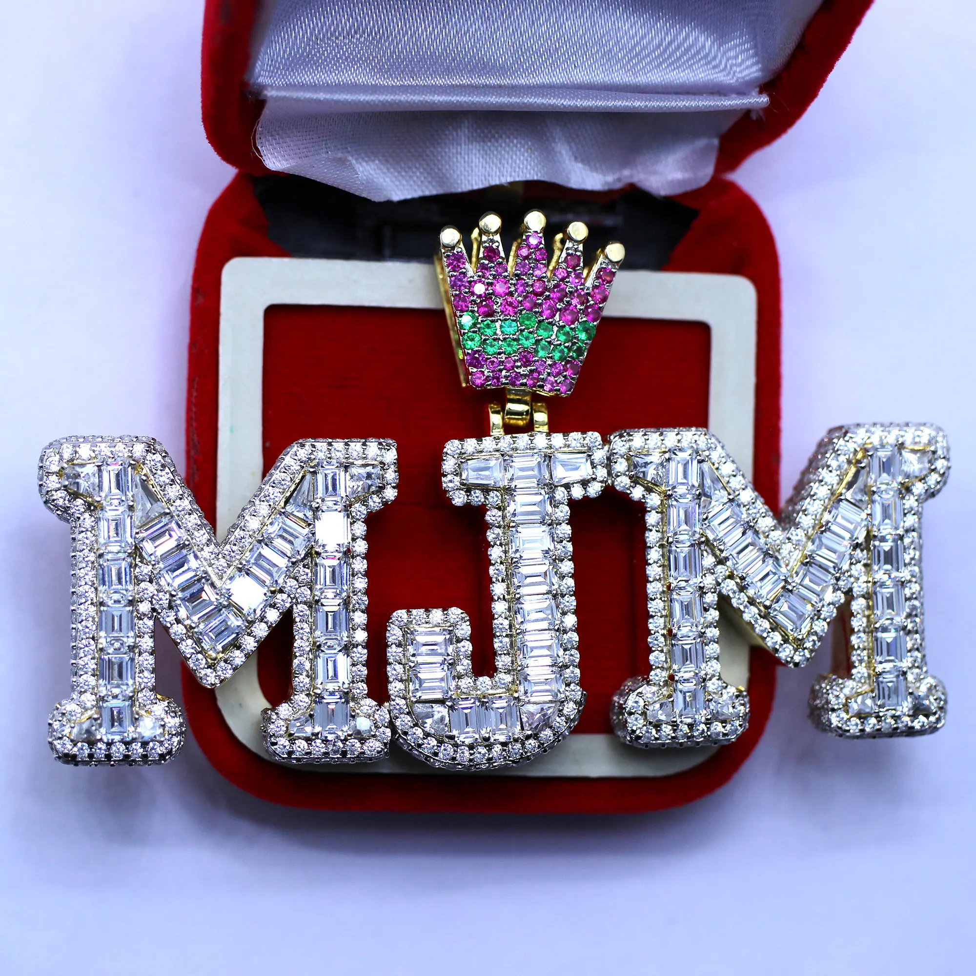 Lettre personnalisée de Style Hip Hop avec argent Sterling 925 par Gemone Diamonds, bijoux pour hommes bijoux hip hop diamants moissanite cz