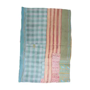 Groothandel Unieke Indiase Kantha Quilt Vintage Handgemaakte Bedsprei Traditionele Indiase Vintage Kantha Quilt Heavy Throw Sari Quilts