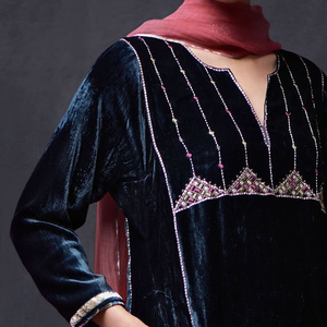 --NEW---STYLISH-VELVET--KURTA ,STYLISH PANT WITH-BEAUTIFUL---ZARI WORK--for Party/ DAILY BASE=2021 - Product Image 1
