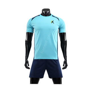 Conjunto de Uniforme de Fútbol Personalizado OEM, Diseño Libre, Jersey y Pantalones Cortos Sublimados, Color/Logotipo/Nombre del Equipo Personalizables, Tiempo de Entrega de Muestra de 7 Días - Product Image 2