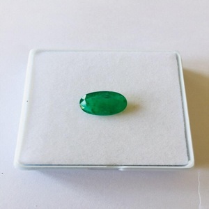 Esmeralda Preciosa al por Mayor, Hecha a Mano, Corte Oval Natural Certificado por GIA, 11.0x8.50mm, 4.03 Quilates, Exportador de Productos a Granel - Product Image 2
