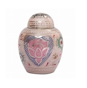 Meilleures ventes : Urne funéraire en laiton de style américain, artisanale, de haute qualité, prête à l'expédition, Élégance Métallique, pour cendres humaines - Product Image 3