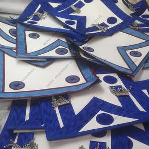 Badges à coudre en cuir blanc écologique, best-sellers, avec rosettes et badges rouges - Product Image 5