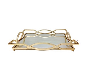 Plateau de service alimentaire en métal miroir, design tendance, forme rectangulaire, plateau de service pour thé et café, pour usage hôtelier - Product Image 1