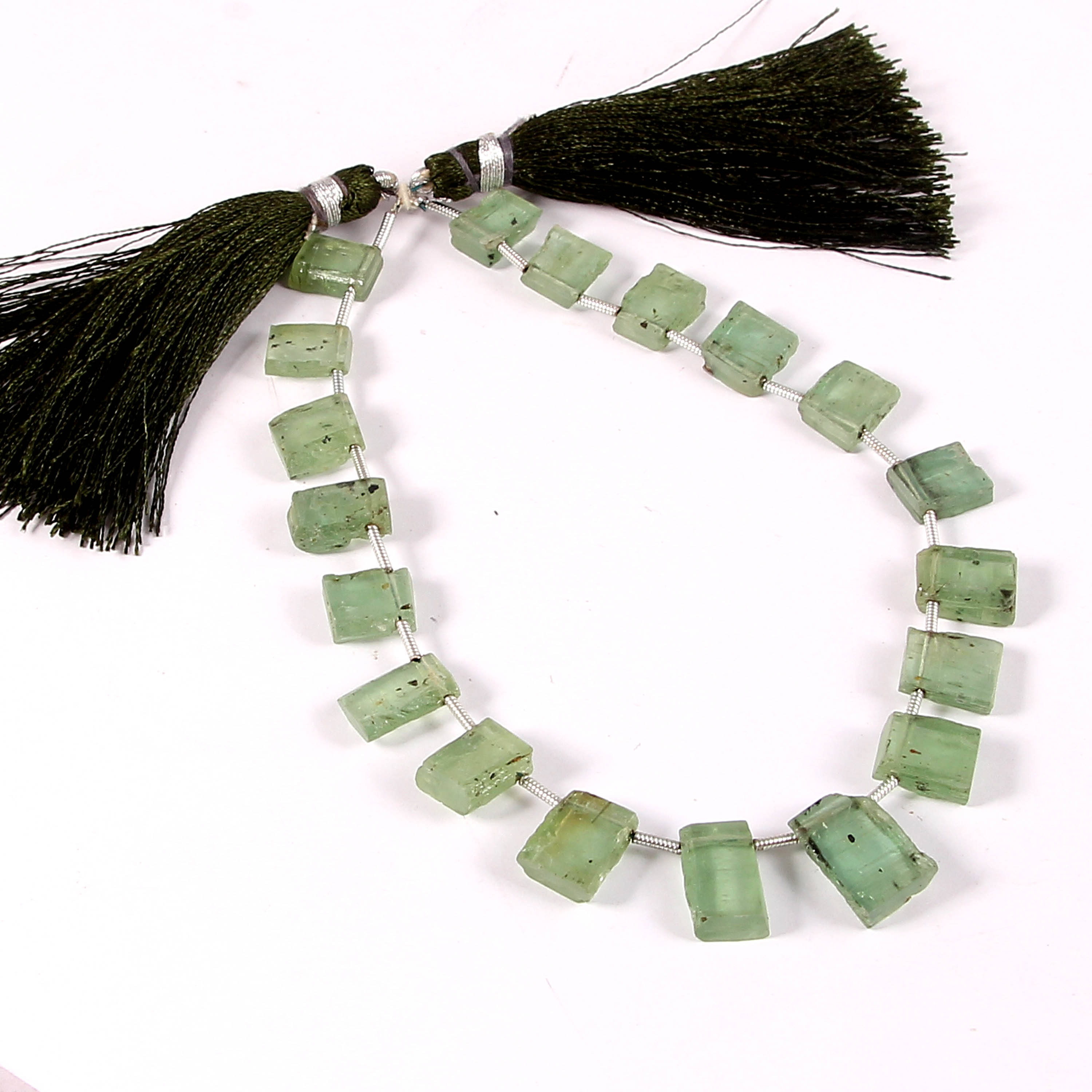 สีเขียว