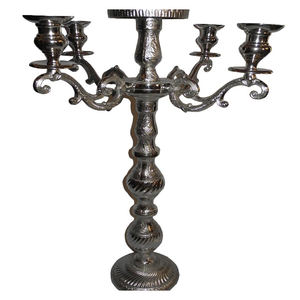 Candelabro Decorativo de Metal de 5 Brazos para Mesa, Material de Calidad Sostenible, Venta Caliente - Product Image 1