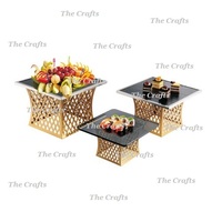 Ensemble de trois présentoirs et contremarches de buffet de différentes tailles pour le présentoir de gâteau d'accessoires de table