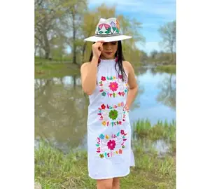 2020 סיטונאי בגדי היפי Boho רקום שמלה קצר שרוול בציר מקסיקני רקום שמלת איכר קיץ כותנה שמלה