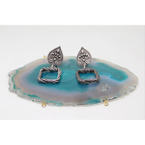 Boucles d'oreilles en fil de cristal argenté, fait à la main - Product Image 1