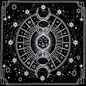 Tapisserie en coton moderne faite à la main Cinq phases de lune Couverture de table en tissu d'autel carré Beau Tarot répandu par les expéditeurs indiens - Product Image 3