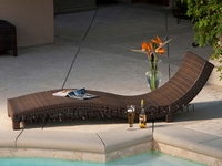 Chaise longue moderne en polyrotin avec structure en aluminium résistante aux intempéries pour l'extérieur, avec coussin, idéale pour les parcs, les plages, les villas et les hôtels – Fabrication vietnamienne