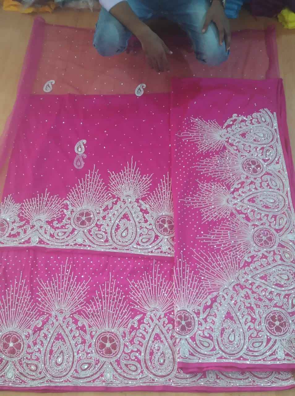 Como se muestra en la imagen